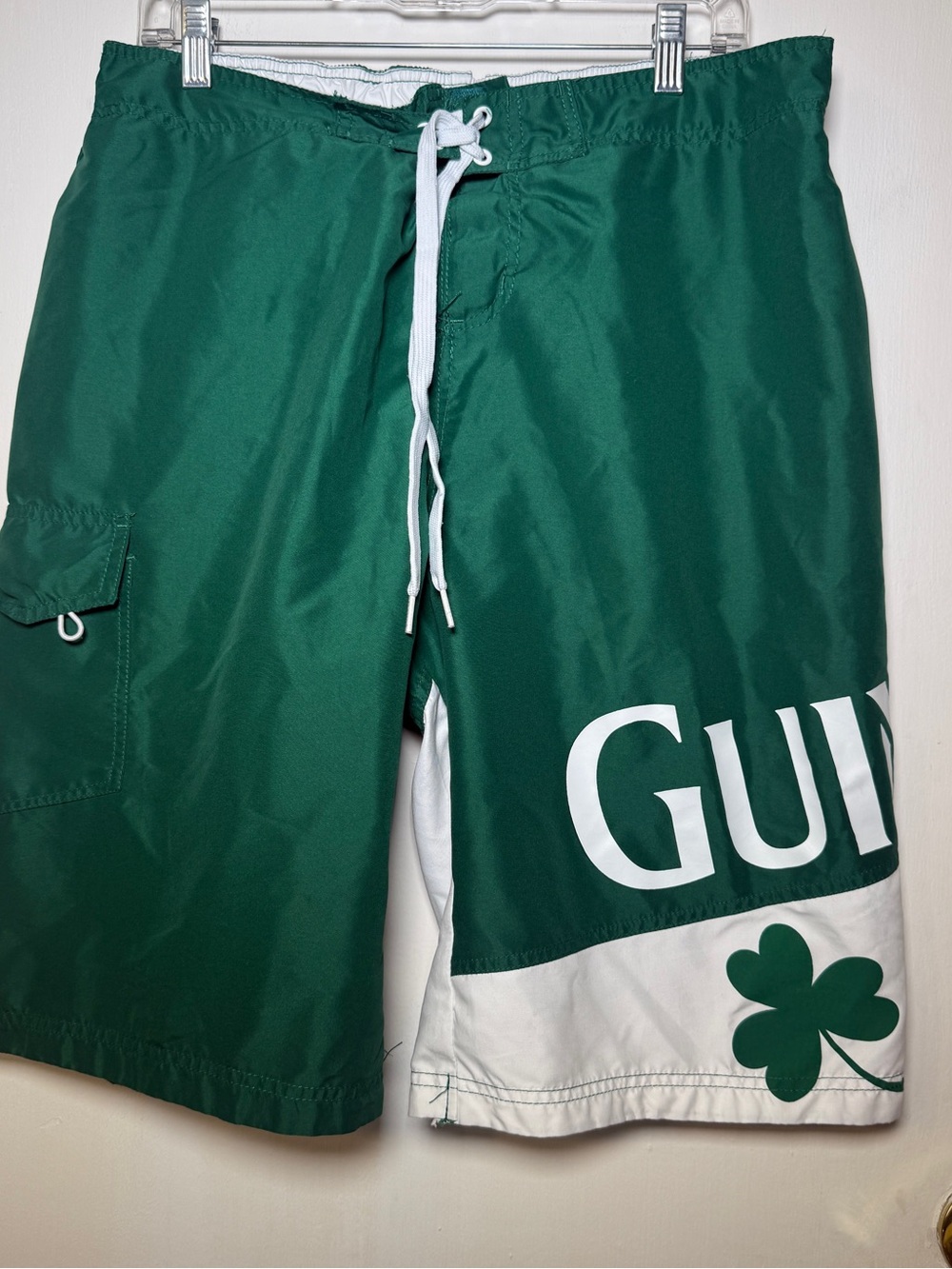Guinness Green and White Men’s Swim Board Shorts Mens XL